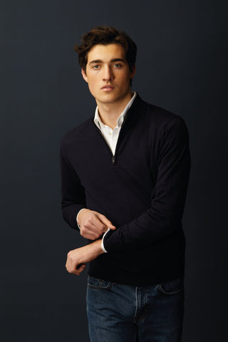 Appearance-Merino-Half-Zip-Dark-Navy-Moerkeblaa-Striktroeje-Strik-Troeje-Herre-Uld-Maend-Blaa-Lynlaas