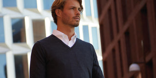 Appearance-Pullover-V-Neck-Hals-Striktroeje-Troeje-Strik-Merino-Graa-Grey-Herre-Maend