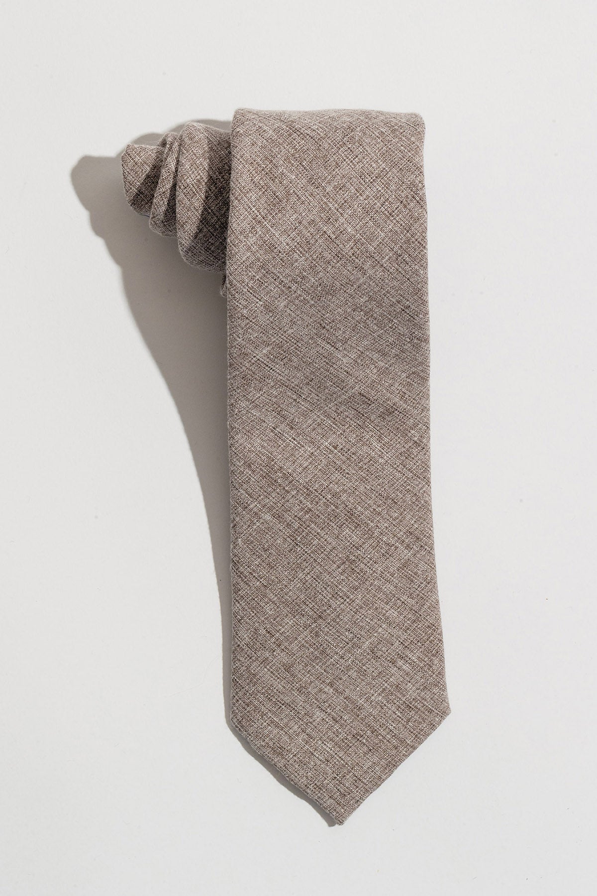 AN IVY Slips Beige Textured Tie