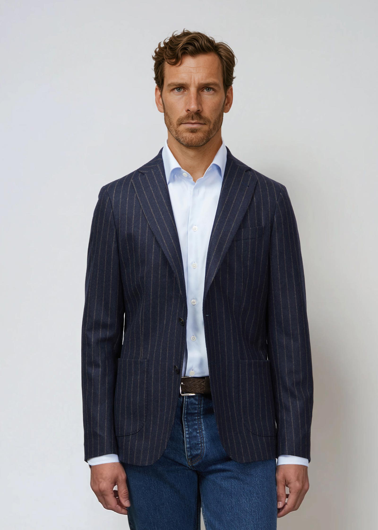 Appearance-An-Ivy-Flannel-Jacket-Blazer-Jakke-Navy-Moerkeblaa-Blaa-Herre-Maend-Men-Unstructured-Wool-Uld-Jeans-Skjorte-Business-Kontor-Cutaway