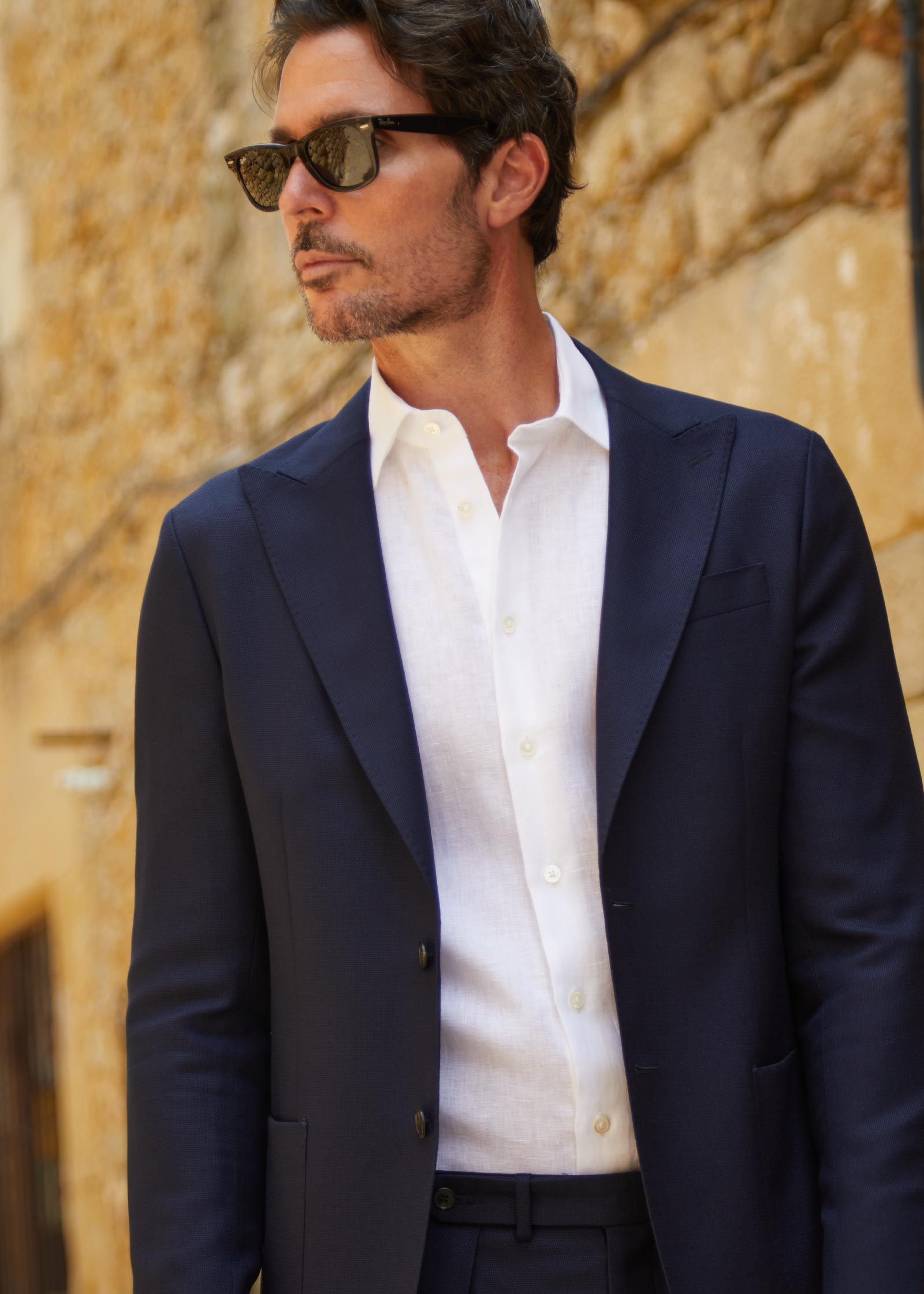 Appearance-An-Ivy-Linen-Shirt-Skjorte-Cut-Away-Sommer-Maend-Herre-Men-Pure-White-Hvid-Summer-Hoer-Sand-Chinos-Bukser-Ferie-Afslappet-Casual-Sommer--fritid-arbejde-kontor-casual-trouser-bukser-blazer-jakke-hopsack