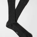 Appearance-An-Ivy-Merino-Ribbed-Socks-Sokker-Ribbede-Maend-Herre-Stroemper-Men-Charcoal-Dar-Grey-Moerke-Graa-Uld-Wool