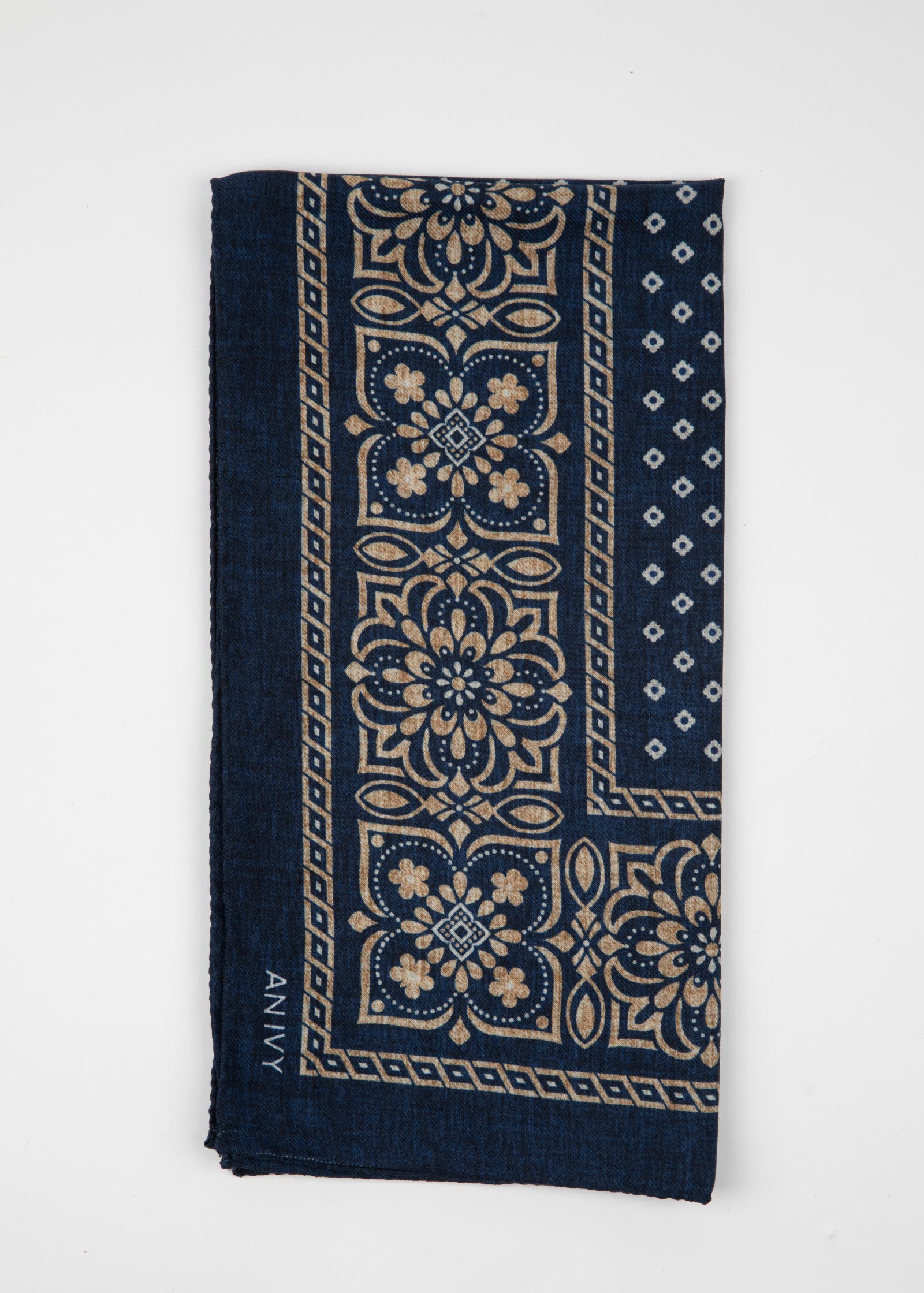 Appearance-An-Ivy-Navy-Flower-Artisan-Cube-Bandana-Scarf-Uld-Wool-Herre-Maend-Men-Moerke-Blaa