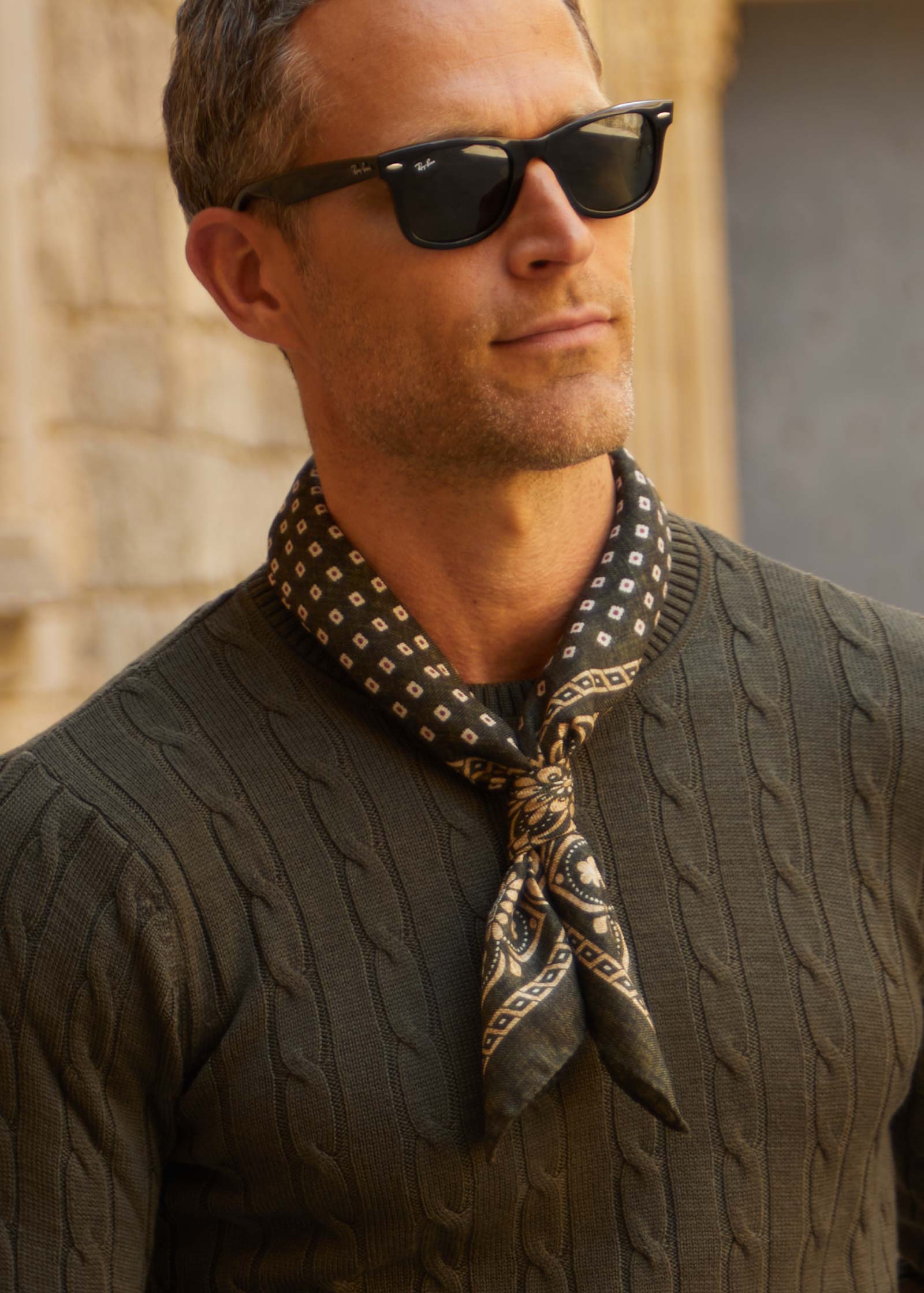 Appearance-An-Ivy-Olive-Green-Flower-Artisan-Cube-Bandana-Scarf-Uld-Wool-Herre-Maend-Men-Groen-Oliven