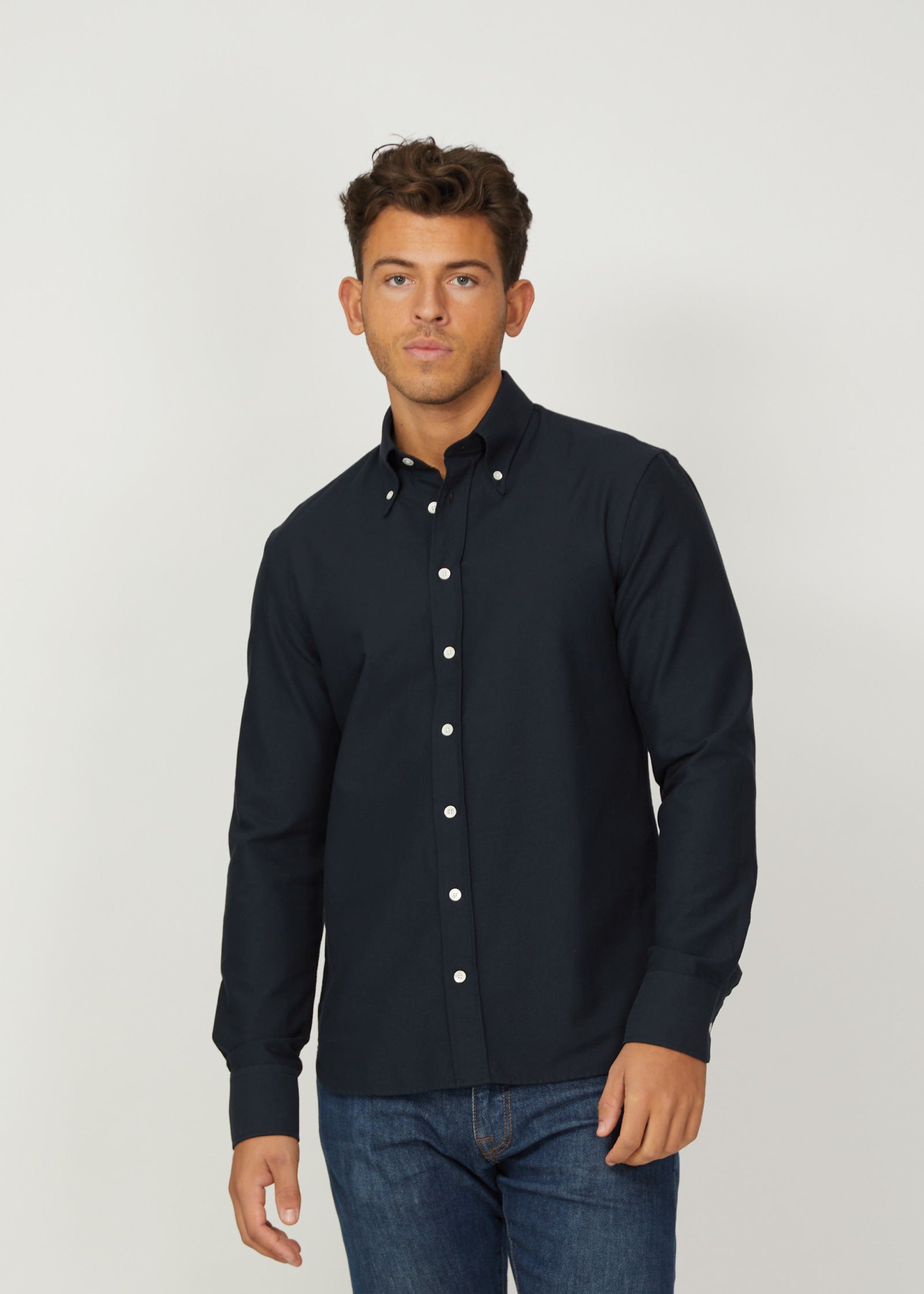 Appearance-skjorte-navy-mørke-blå-oxford-shirt-oxford-herre