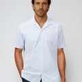 Appearance-An-Ivy-Seersucker-Shirt-Skjorte-Camp-Collar-Sommer-Maend-Herre-Men-Blaa-Stribet-Blue-Striped-White-Summer