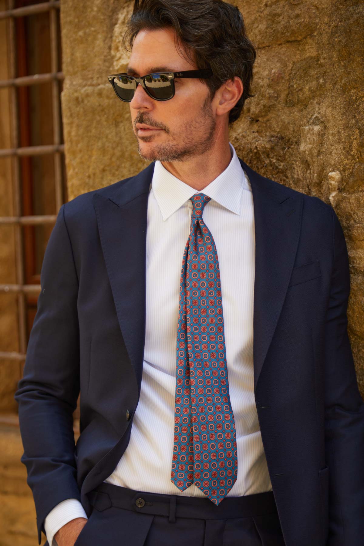 Appearance-An-Ivy-Slips-Tie-Blue-Rose-Red-Artisan-Floral-Silk-Tie-Herre-Maend-Men
