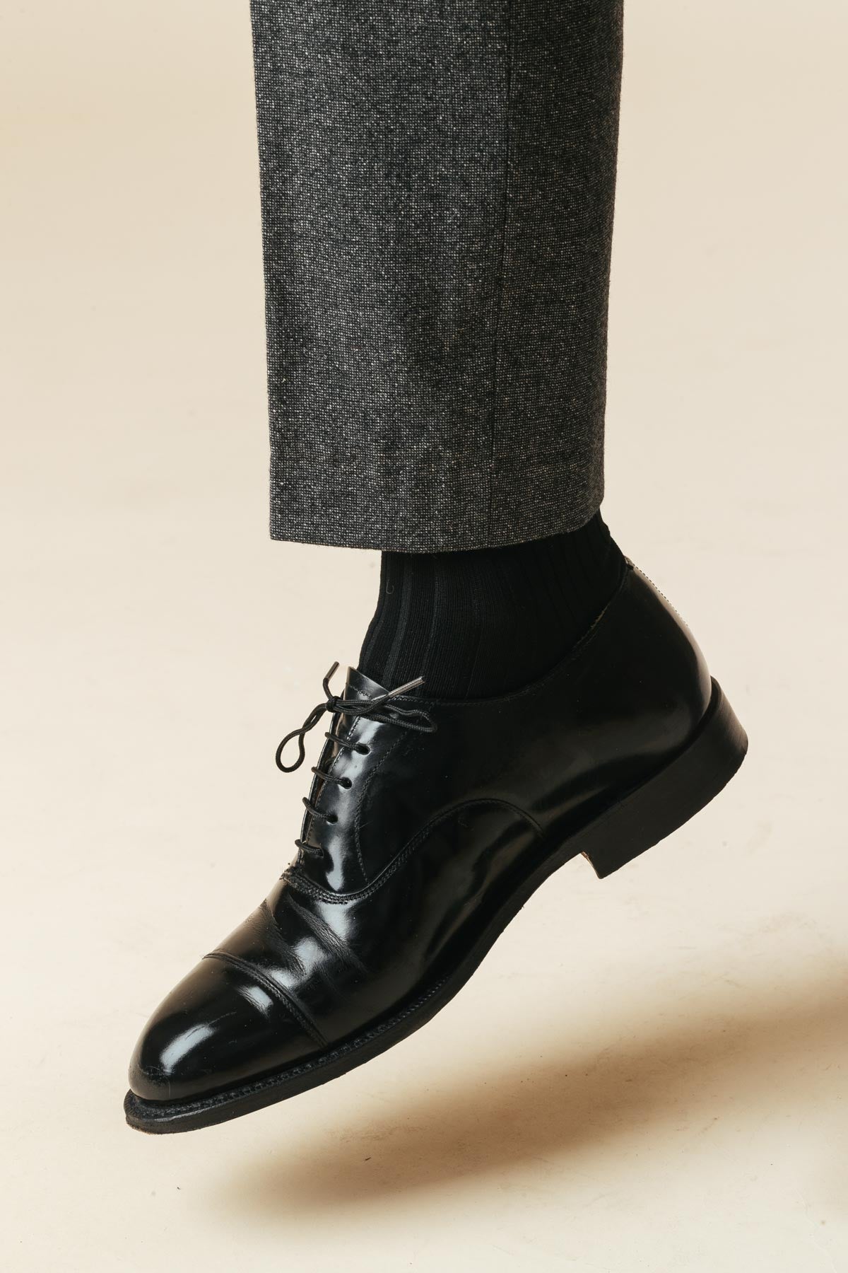 AN IVY Sokker Black Ribbed Socks