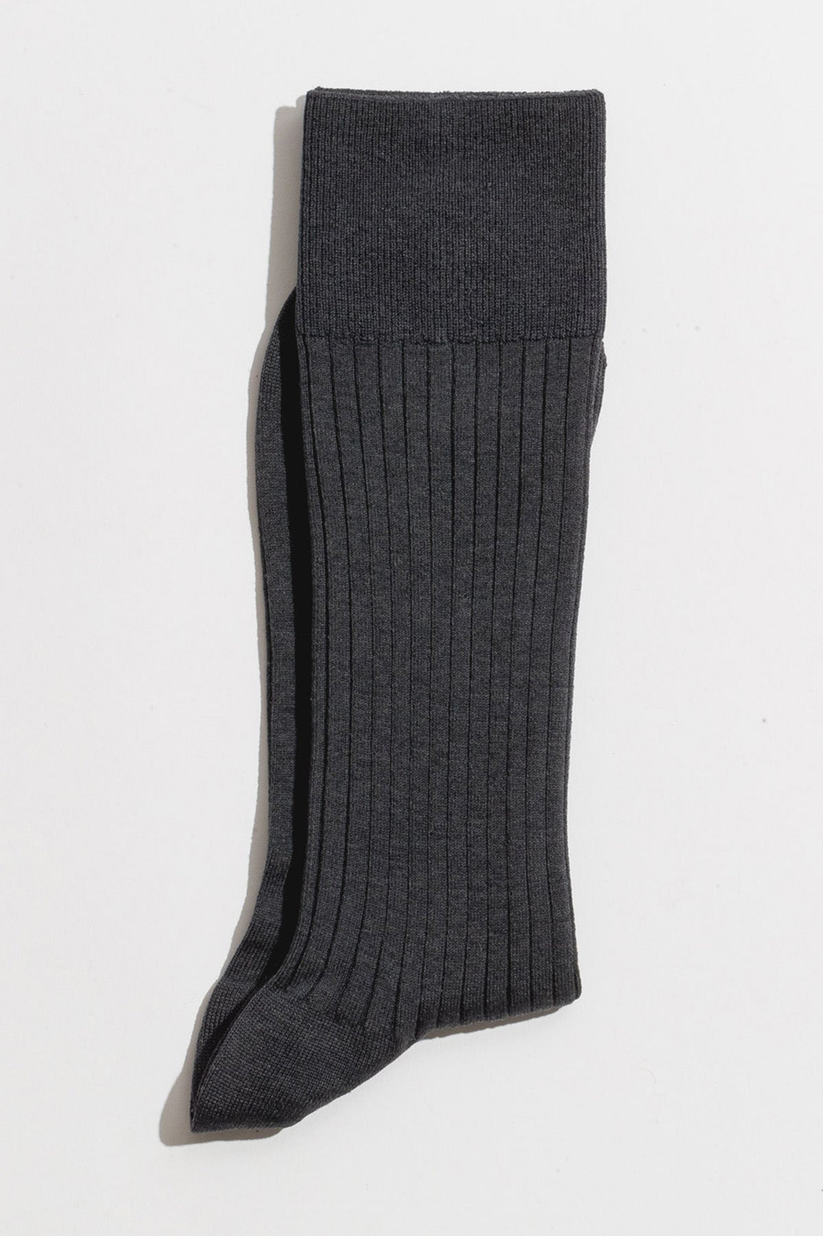 AN IVY Sokker Charcoal Ribbed Socks